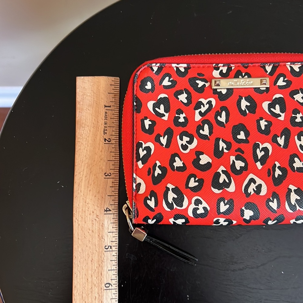 Stella & Dot Heart Shape Animal Print Wallet - Picture 11 of 11